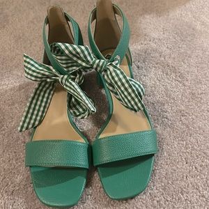 NWOT green Talbots sandal with ribbon bow tied around ankle. Size 7. Never worn.